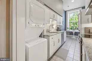 1108 Spruce St, Philadelphia, PA 19107 - Photo 20
