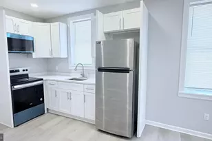 3323 N 22nd St, Philadelphia, PA 19140 - Photo 16