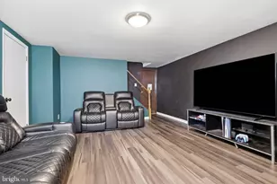 10227 N Canterbury Rd, Philadelphia, PA 19114 - Photo 20