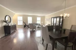 303 Admirals Way, Philadelphia, PA 19146 - Photo 2