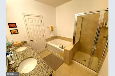 303 Admirals Way, Philadelphia, PA 19146 - Photo 22