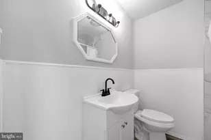 2620 Sperry St, Philadelphia, PA 19152 - Photo 14