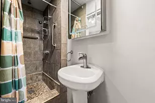 6764 Hegerman St, Philadelphia, PA 19135 - Photo 12