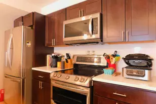 922 N 17th St, Philadelphia, PA 19130 - Photo 8