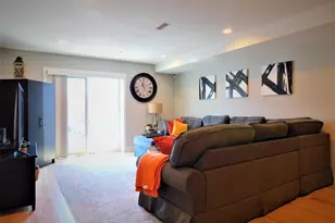 922 N 17th St, Philadelphia, PA 19130 - Photo 2
