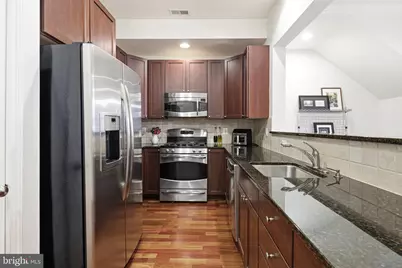 606 Admirals Way, Philadelphia, PA 19146 - Photo 6