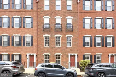 606 Admirals Way, Philadelphia, PA 19146 - Photo 1