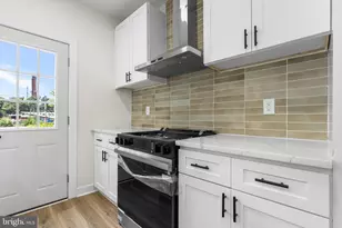 7393 Wheeler St, Philadelphia, PA 19153 - Photo 12