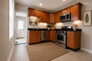 2643 Emerald St, Philadelphia, PA 19125 - Photo 8