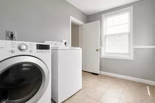 2643 Emerald St, Philadelphia, PA 19125 - Photo 10