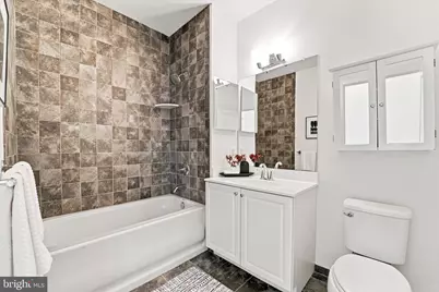 600 S 24th Street #208, Philadelphia, PA 19146 - Photo 22