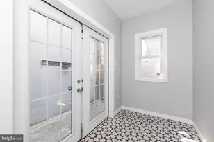 508 Fernon St, Philadelphia, PA 19148 - Photo 12