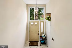 2643 Sperry St, Philadelphia, PA 19152 - Photo 4
