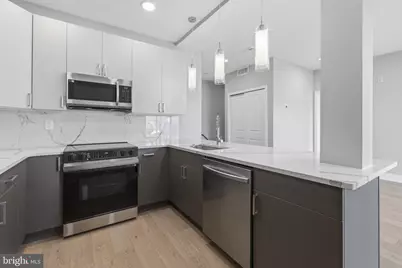 1111 S 24th Street #103, Philadelphia, PA 19146 - Photo 6