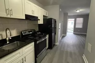 5633 Malcolm St, Philadelphia, PA 19143 - Photo 6