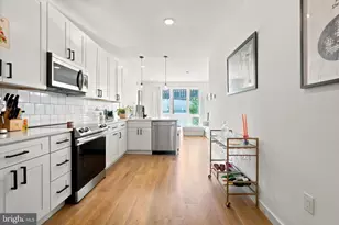 1729 Francis St, Philadelphia, PA 19130 - Photo 6