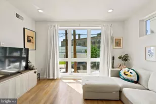 1729 Francis St, Philadelphia, PA 19130 - Photo 12