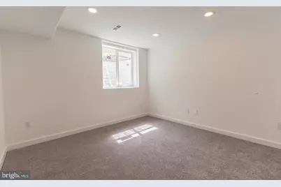1335 S Bouvier Street, Philadelphia, PA 19146 - Photo 24