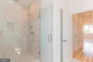1335 S Bouvier St, Philadelphia, PA 19146 - Photo 16