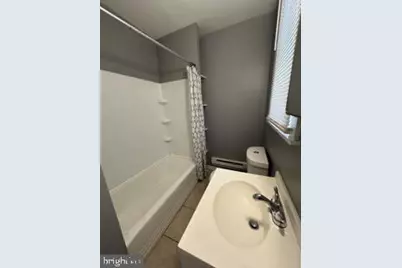 733 N 43rd Street #2R, Philadelphia, PA 19104 - Photo 2