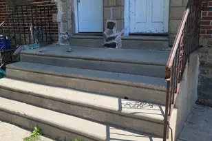 1037 Fanshawe St, Philadelphia, PA 19111 - Photo 2