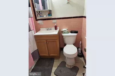 1037 Fanshawe Street, Philadelphia, PA 19111 - Photo 12