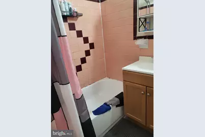 1037 Fanshawe Street, Philadelphia, PA 19111 - Photo 14