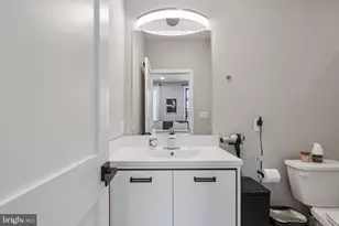 1716 W Girard Ave, Philadelphia, PA 19130 - Photo 30