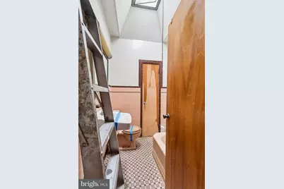 2251 S Bucknell Street, Philadelphia, PA 19145 - Photo 16