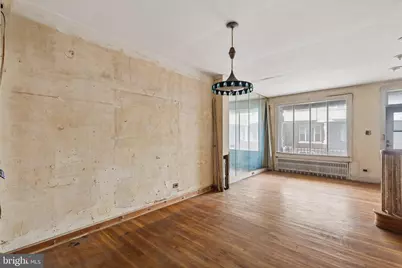 2251 S Bucknell Street, Philadelphia, PA 19145 - Photo 8
