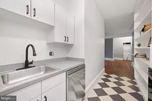 641 N 16th St, Philadelphia, PA 19130 - Photo 10