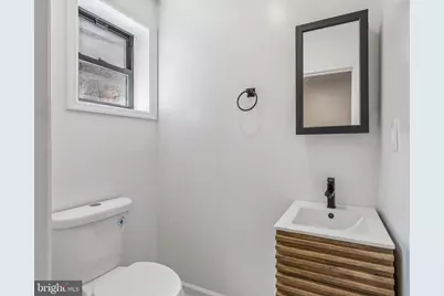 2107 S Garnet Street, Philadelphia, PA 19145 - Photo 6