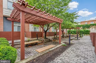 919 N 5th St, Philadelphia, PA 19123 - Photo 10