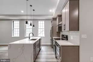 752 S 16th St, Philadelphia, PA 19146 - Photo 4