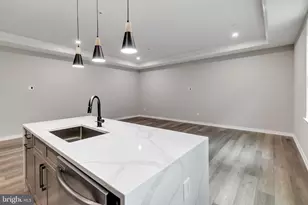 752 S 16th St, Philadelphia, PA 19146 - Photo 6
