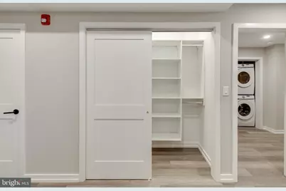 752 S 16th Street #1B, Philadelphia, PA 19146 - Photo 32