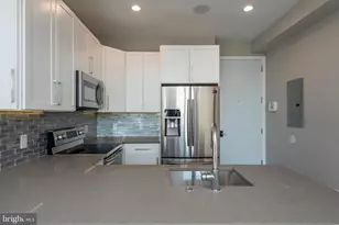 1340 S 13th St, Philadelphia, PA 19147 - Photo 2