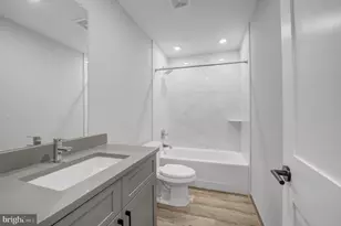 1205 S 15th St, Philadelphia, PA 19146 - Photo 4