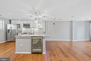 2 Leverington Ave, Philadelphia, PA 19127 - Photo 4