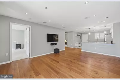 2 Leverington Avenue #21, Philadelphia, PA 19127 - Photo 8