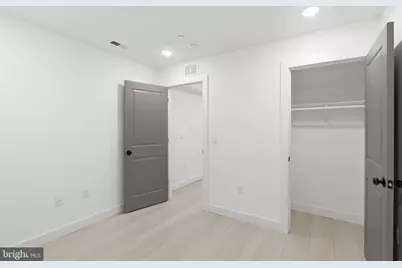 1024 W Orleans Street, Philadelphia, PA 19133 - Photo 10
