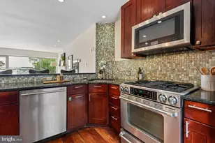 1732 Lombard St, Philadelphia, PA 19146 - Photo 4