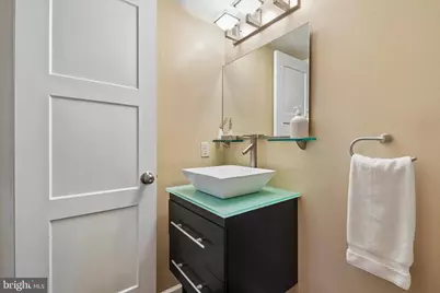 1732 Lombard Street, Philadelphia, PA 19146 - Photo 12
