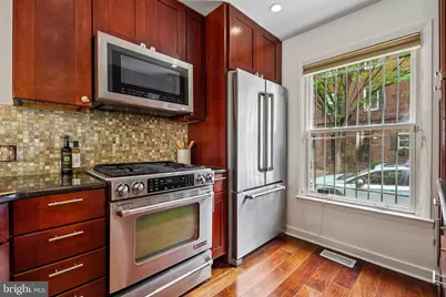 1732 Lombard Street, Philadelphia, PA 19146 - Photo 8
