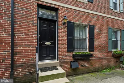 1732 Lombard Street, Philadelphia, PA 19146 - Photo 2