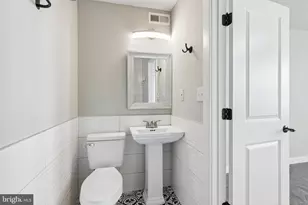 5619 N 15th Street N, Philadelphia, PA 19141 - Photo 14