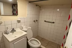 3910 N Marshall St, Philadelphia, PA 19140 - Photo 32