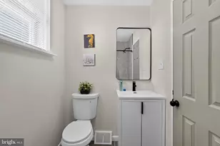 4437 N 19th St, Philadelphia, PA 19140 - Photo 18