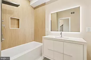 2440 E Harold St, Philadelphia, PA 19125 - Photo 6