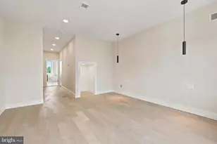 2440 E Harold St, Philadelphia, PA 19125 - Photo 10